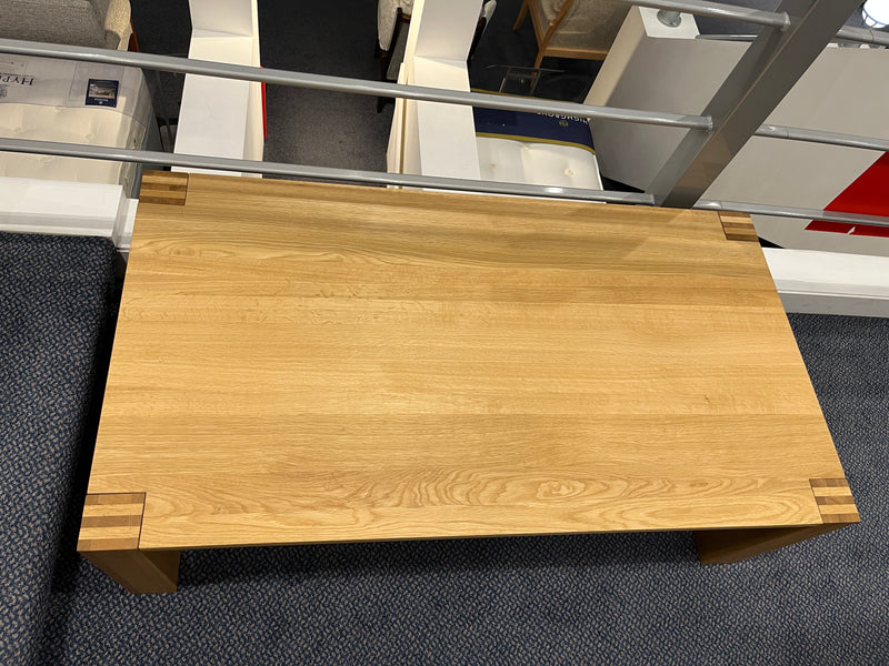 Hebufa - coffee table